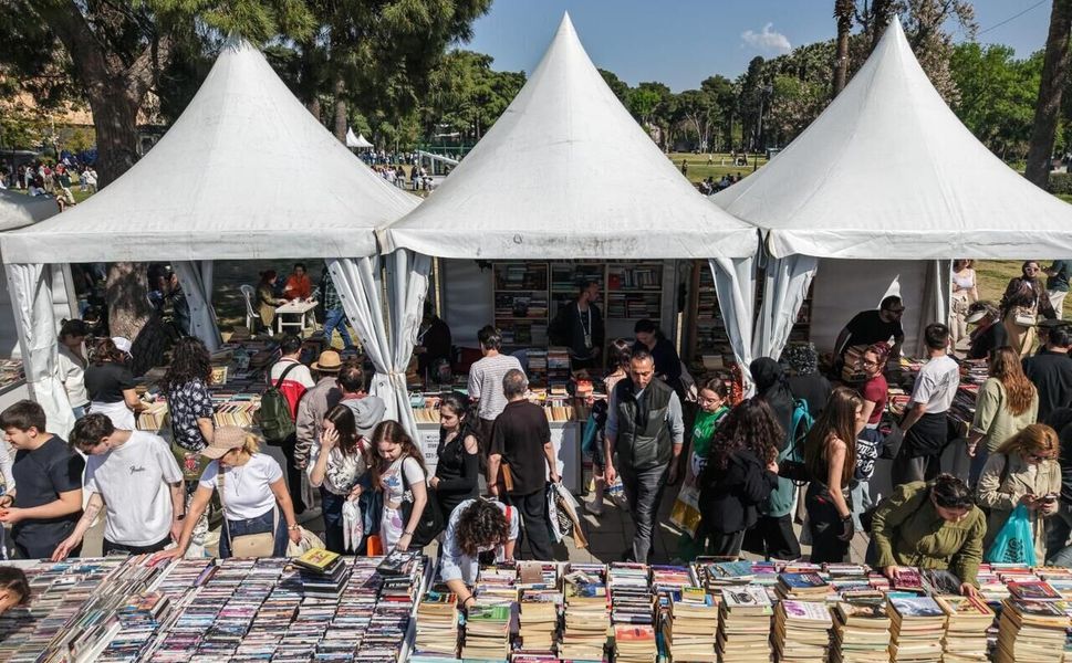Kültürpark’ta edebiyat ve kültür şöleni: İZKİTAP 10 günde yüz binleri ağırladı