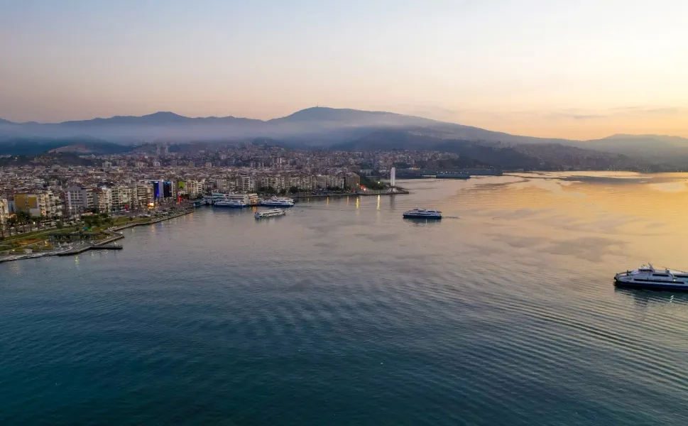 İzmir Körfezi için bilim insanlarından havza bazlı çözüm çağrısı