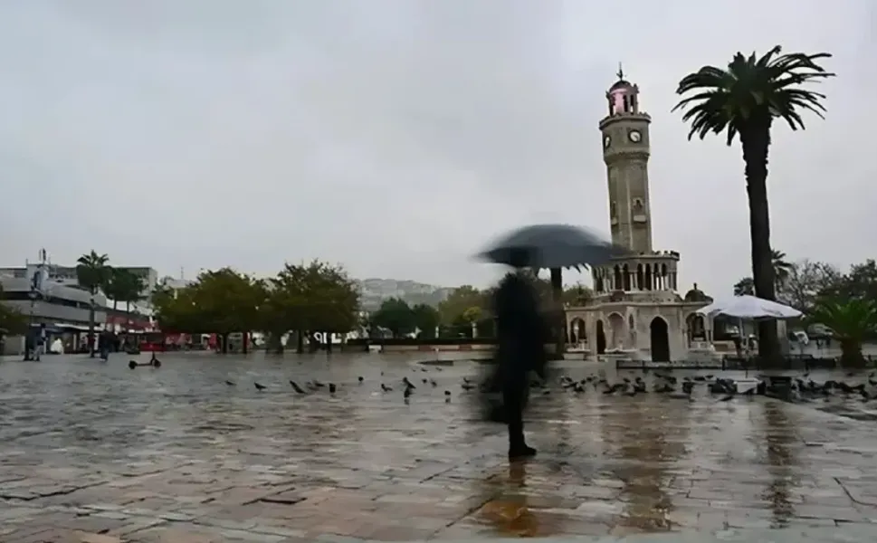 MGM uyardı: Pazar günü plan yapmayın: İzmir'de sağanak bekleniyor...