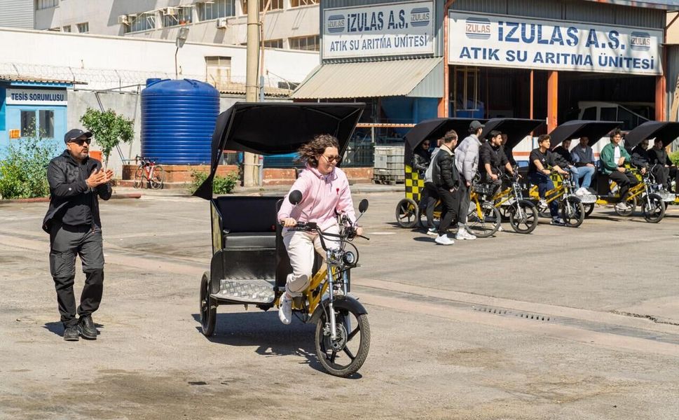 İzmir'de Bisicab dönemi başlıyor