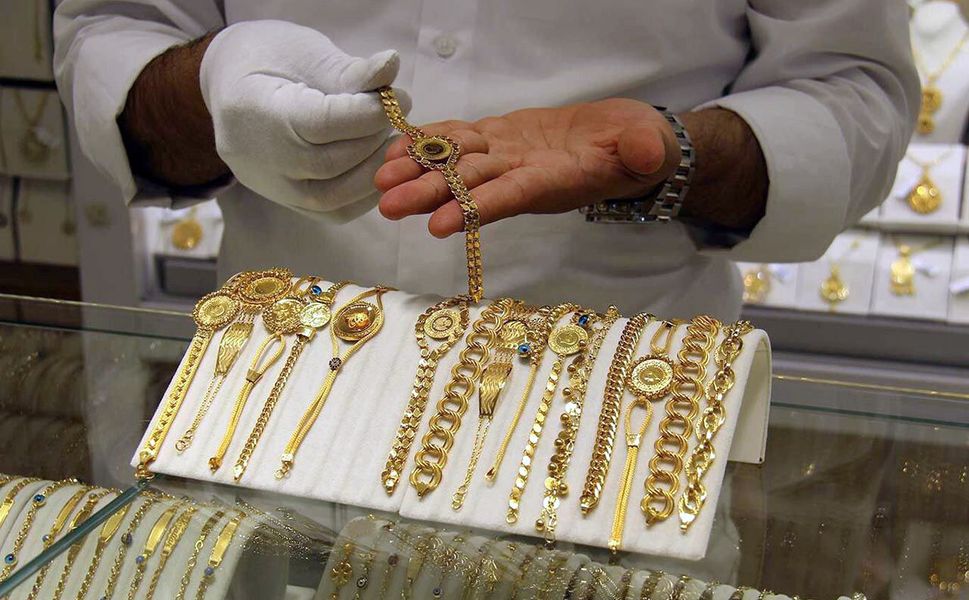 Altında artış beklentisi kredi kartlarını ateşledi