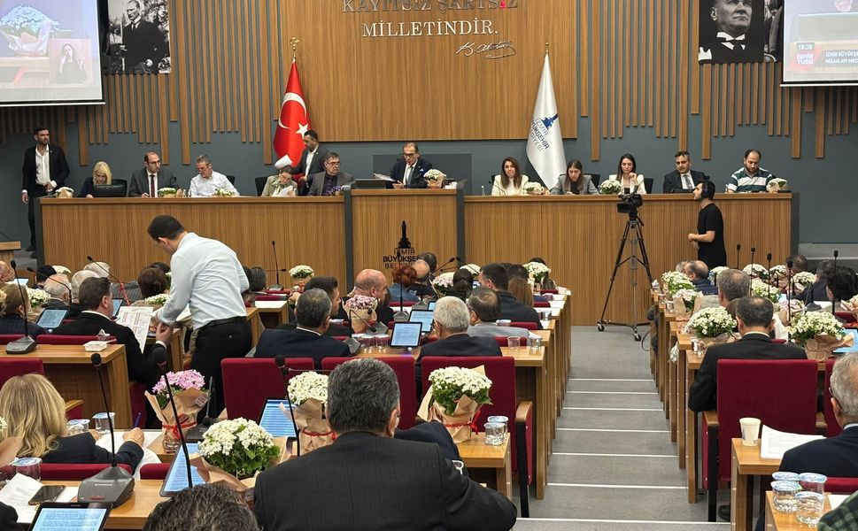 Çeşme'ye 50 milyon TL'lik yeni kaynak aktarımı