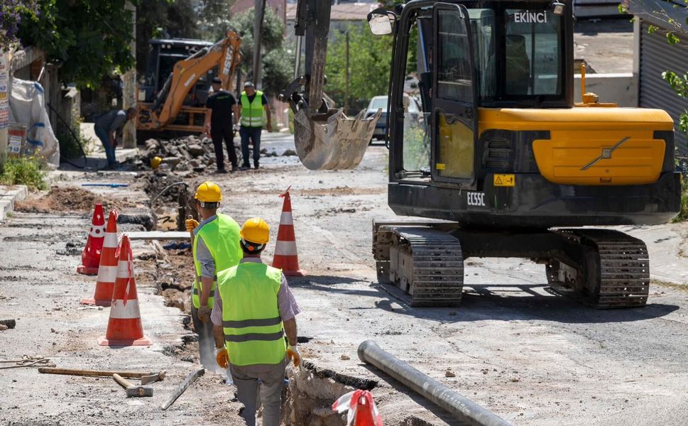 Bayraklı’da 6 mahallede içme suyu hattı yenileniyor