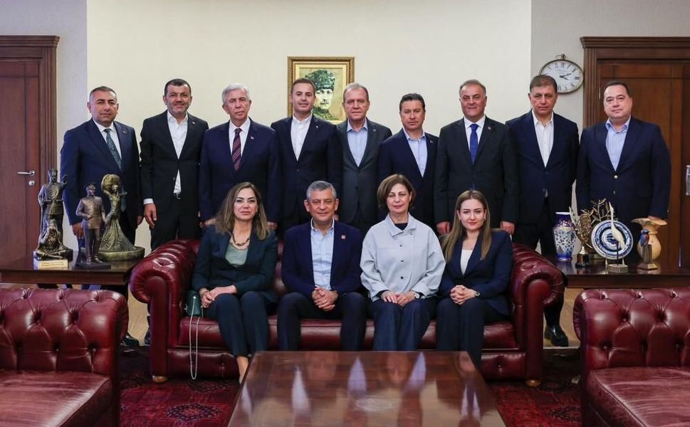 CHP’li büyükşehir belediye başkanlarından ortak mesaj: “Partimiz bu süreçten güçlenerek çıkacak”