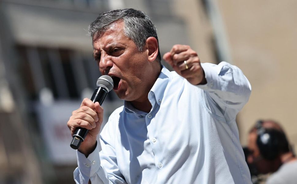 İzmir mitingi sonrası Özel'den açıklama: Sen bizim güllerimizi yetim mi sandın?