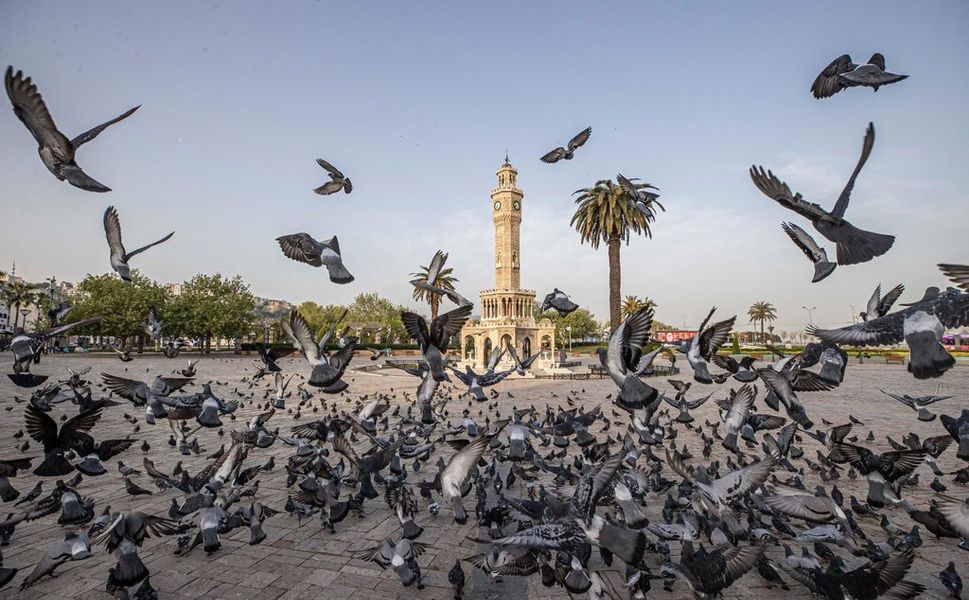 İzmir’in 2074 vizyonu “İki Çizgi Arasında” sergisiyle anlatılacak