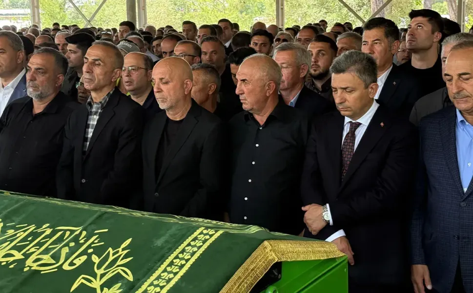 Mevlüt Çavuşoğlu'nun acı günü! Kardeşi son yolculuğuna uğurlandı