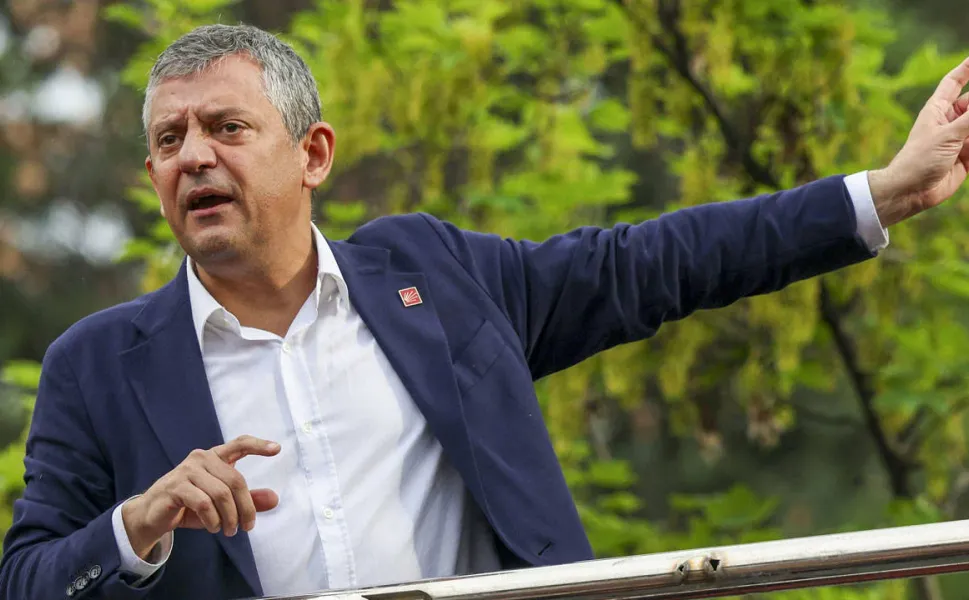 Özgür Özel cephesi kurultay için 600 imzayı topladı