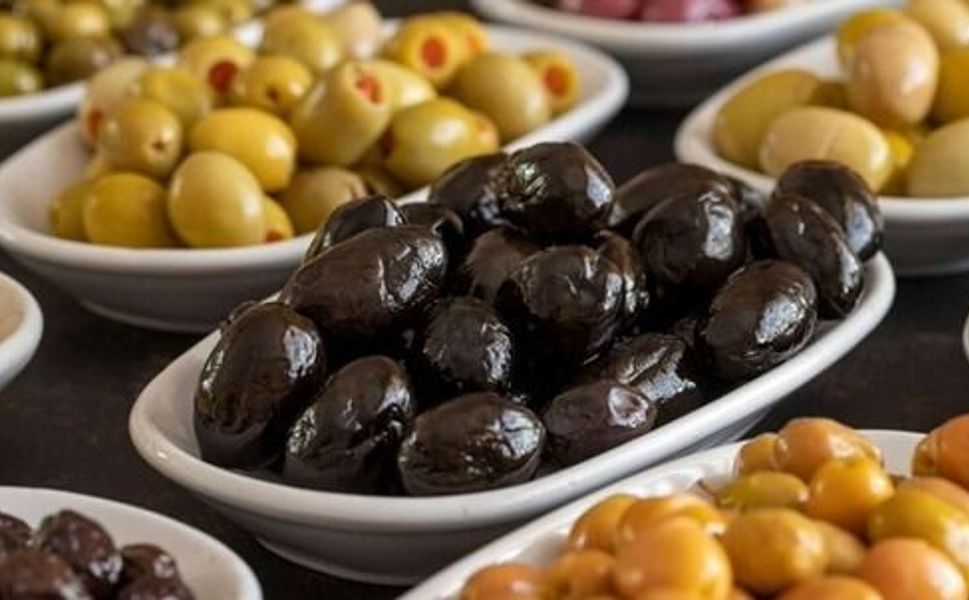 Tanesi 50 liraya satılan zeytin Ticaret Bakanlığı'nı harekete geçirdi