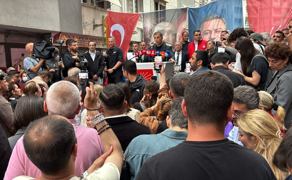 CHP İzmir’de mutlak butlan protestosu