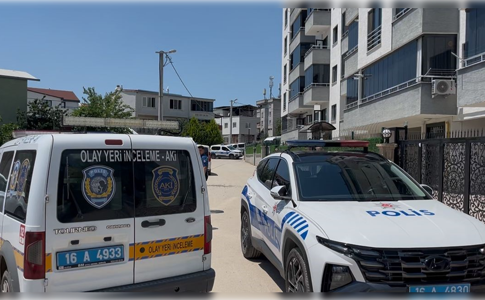 36 yaşındaki kadın çocuğunun gözü önünde katledildi