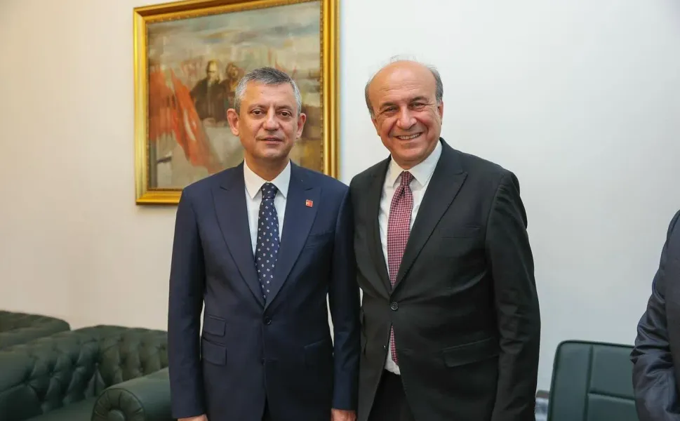 Konak Belediyesi Meclis Üyesi CHP’li Alaaddin Kurt’un eski evine silahlı saldırı