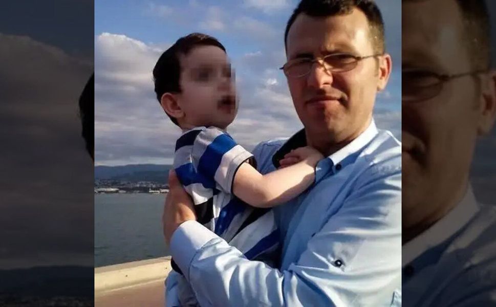 44 yaşındaki şahıs asılı halde ölü bulundu; 12 yaşındaki SMA'lı oğlu hastaneye kaldırıldı