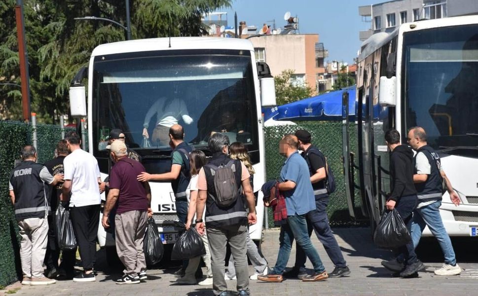 Ege Üniversitesi soruşturmasında 27 tutuklama: Eski üst düzey yöneticiler cezaevinde