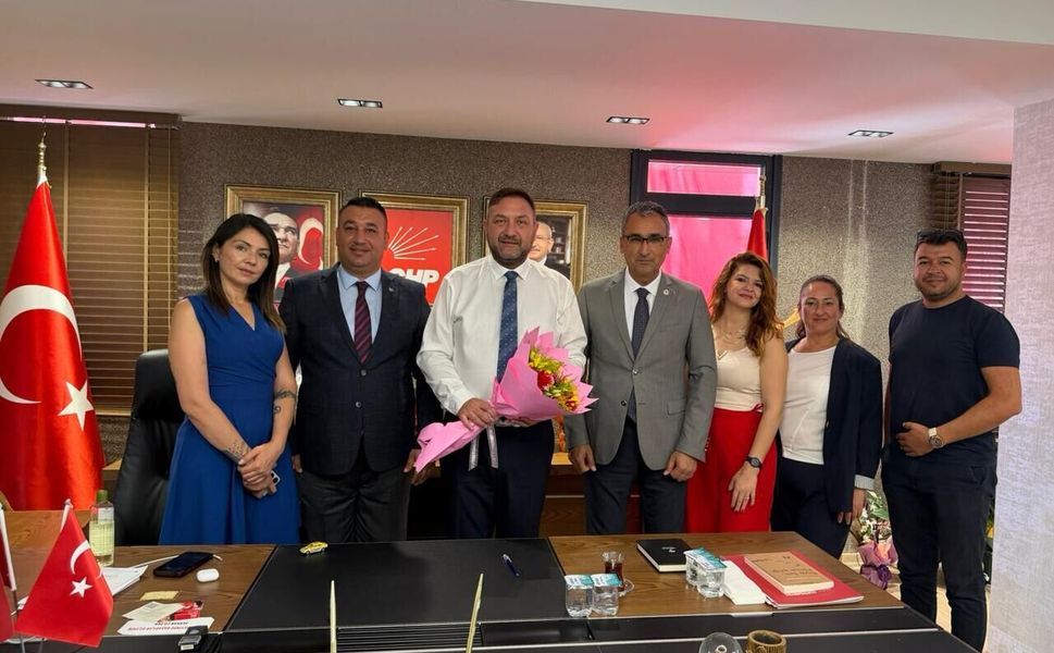 Gelecek Partisi'nden Gümrükçü'ye hayırlı olsun ziyareti