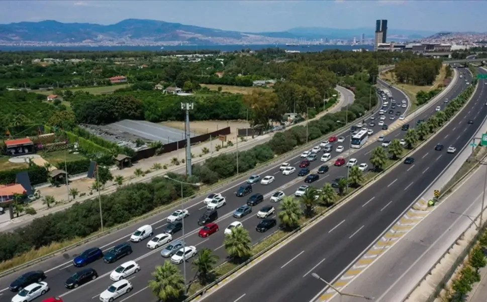 TÜİK açıkladı: İzmir'de trafiğe kayıtlı araç sayısı belli oldu