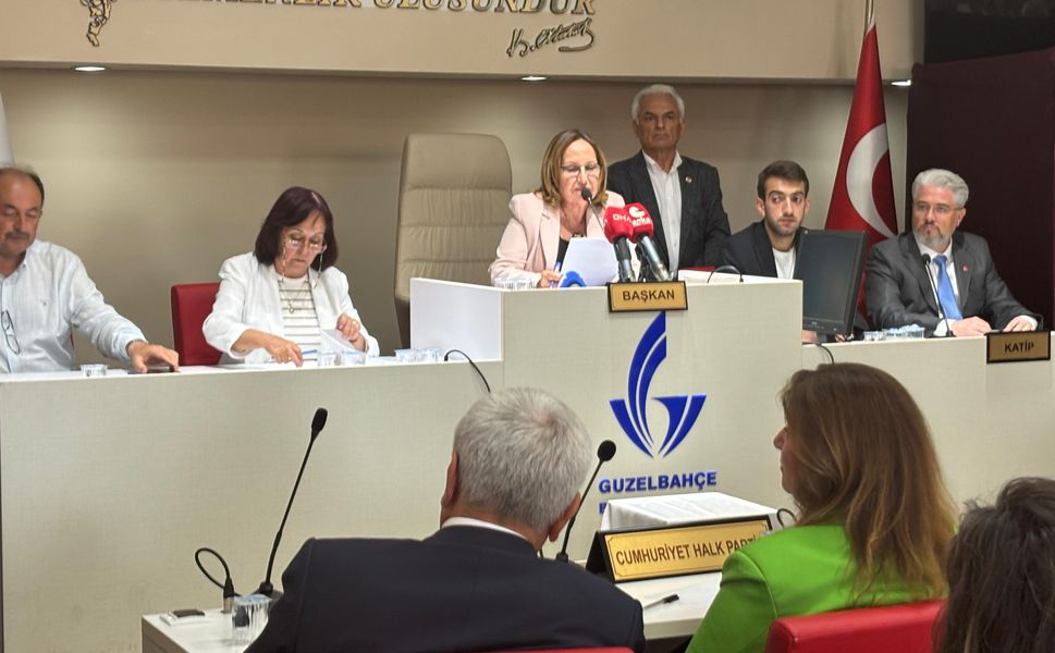 Güzelbahçe’de kritik seçim gerçekleşti: Başkanvekili Ayşe Akın oldu!