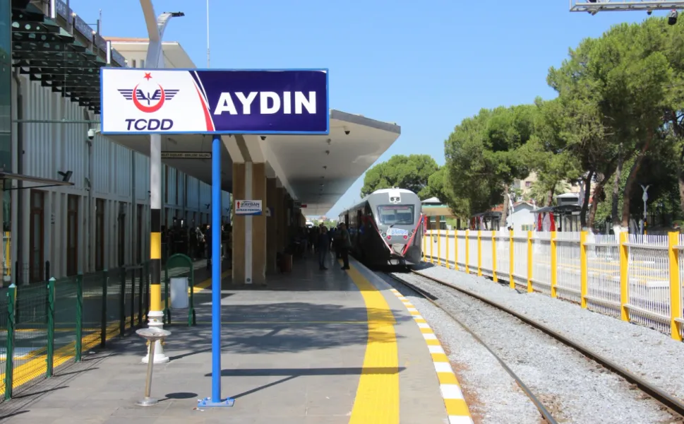 AYBAN Banliyö Hattı hizmete açıldı