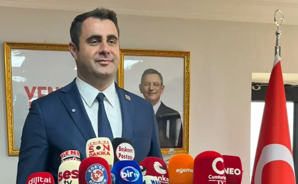 Güç: İzmir'deki tüm ilçe başkanları CHP’den istifa etti