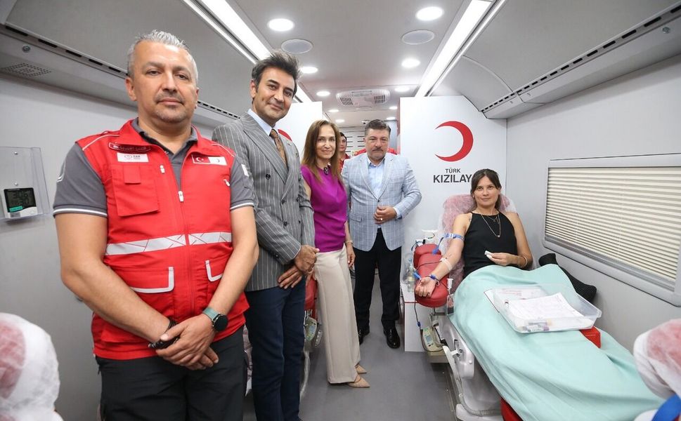 Kan bağışı kampanyası Karşıyaka'da başladı