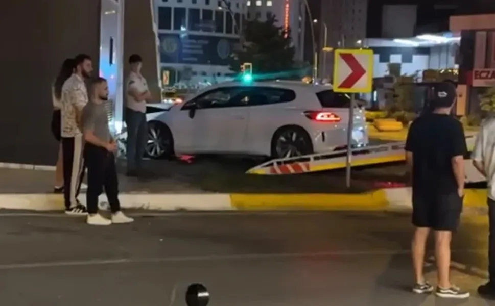 Silahlı saldırı sonrası feci kazada hayatını kaybetti