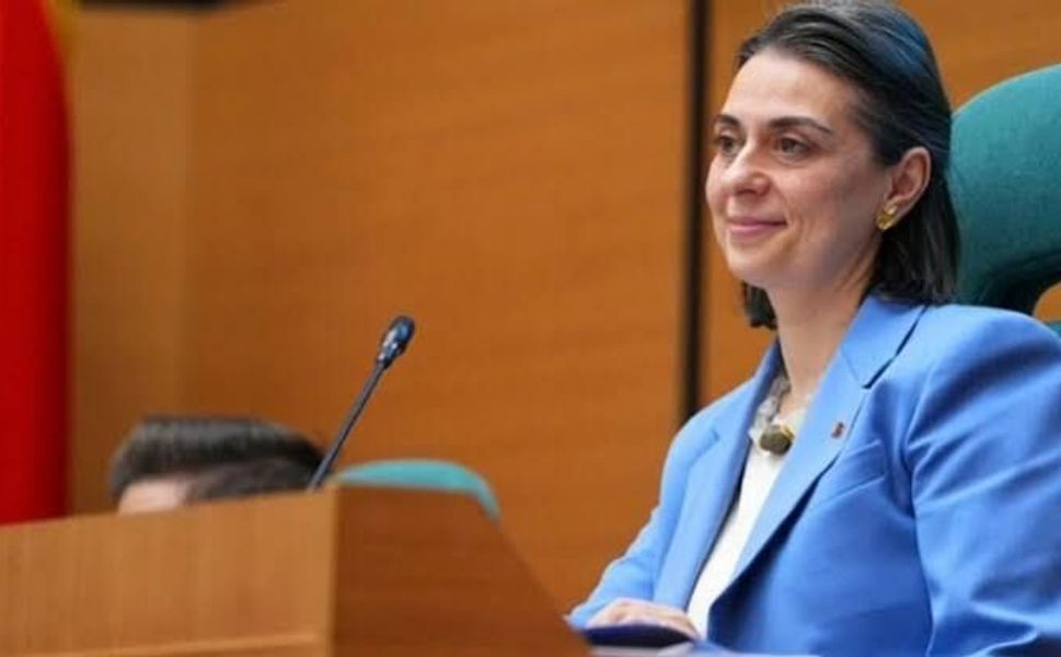 Üsküdar Belediye Başkanı Sinem Dedetaş görevden uzaklaştırıldı