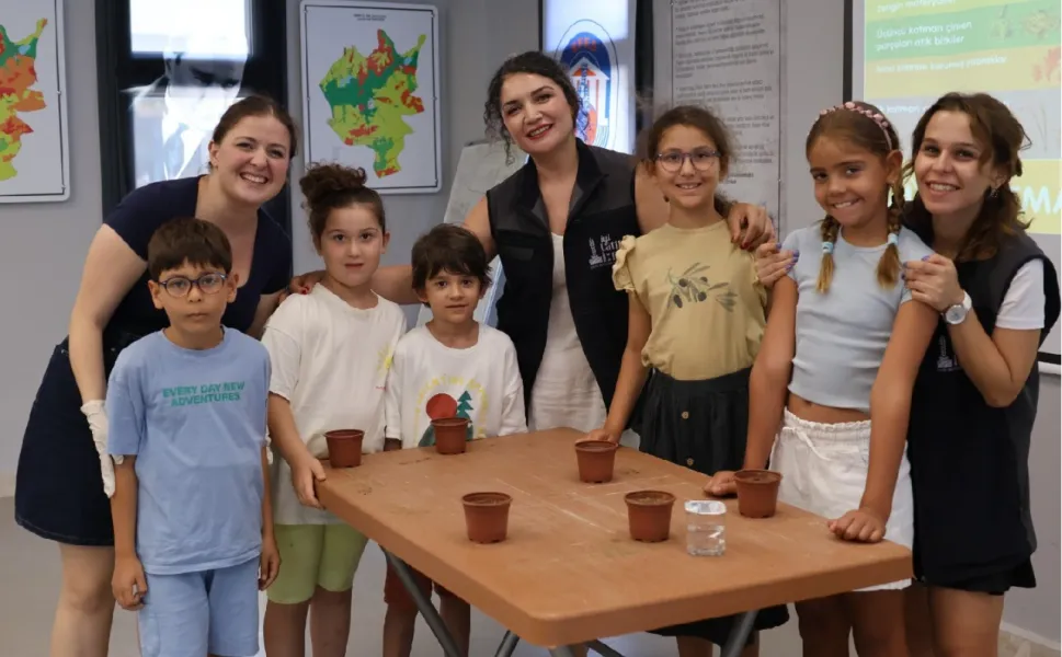 Topraktan sofraya yolculuğu Efes Tarlası'nda öğrendiler