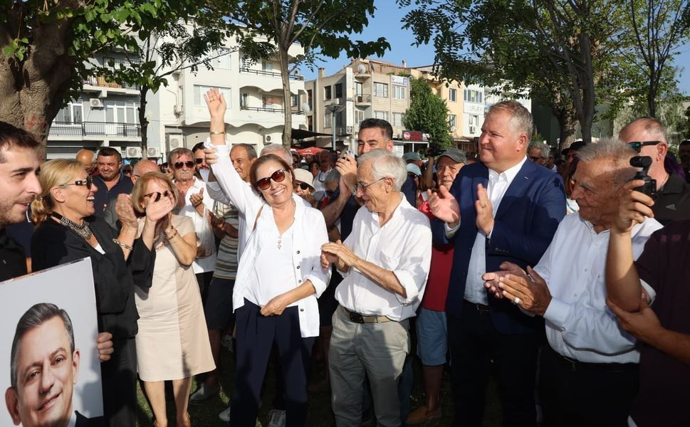 CHP Urla'da toplu istifa!