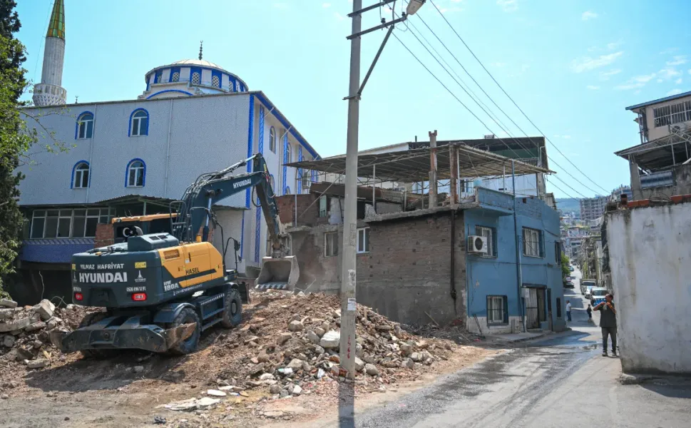 Serintepe’nin dar boğazı modern ulaşım aksına dönüşüyor