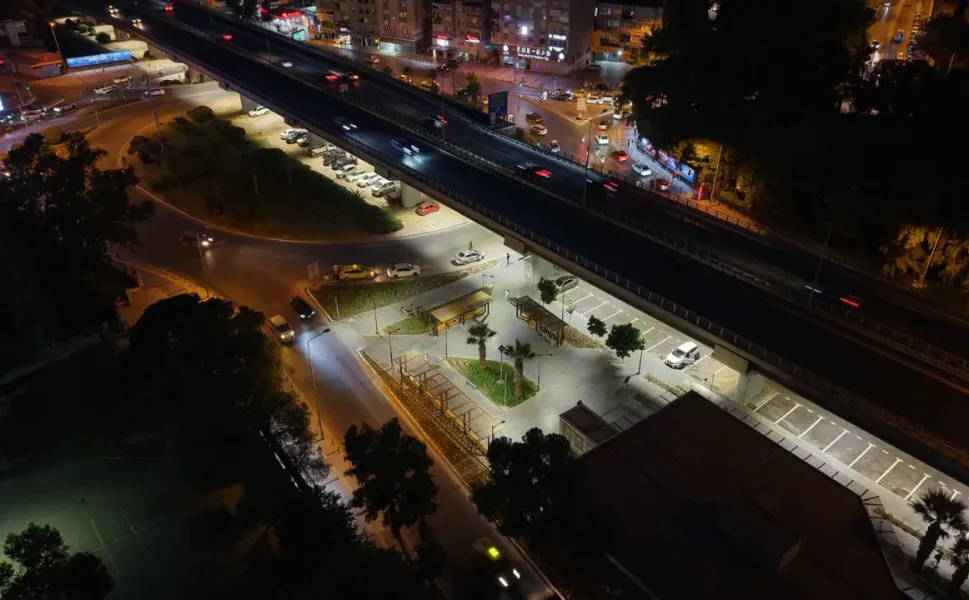 Bornova Aktarma İstasyonu baştan sona yenilendi, ışıklandırıldı