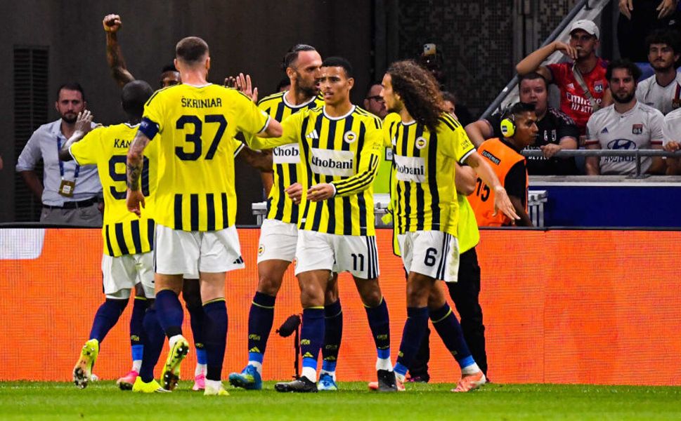 Fenerbahçe'den Fransa'da tarihi zafer: 18 yıllık Şampiyonlar Ligi hasreti sona erdi