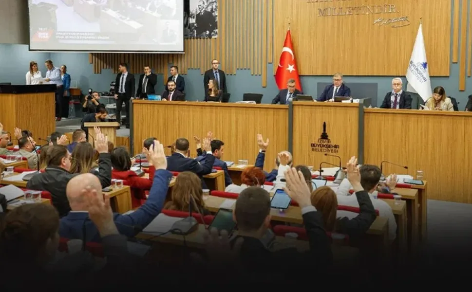 İzmir Büyükşehir Meclisi’nde kritik kararlar: Borçlanma ve kentsel dönüşüm masada