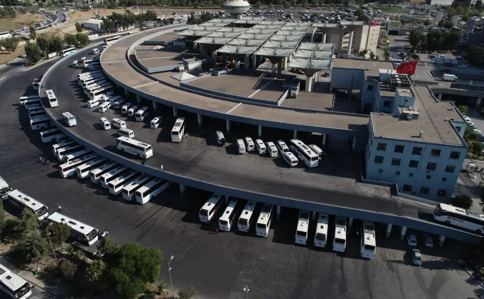 İzmir Otogarı’nda haciz işlemlerine İZOTAŞ'tan tepki