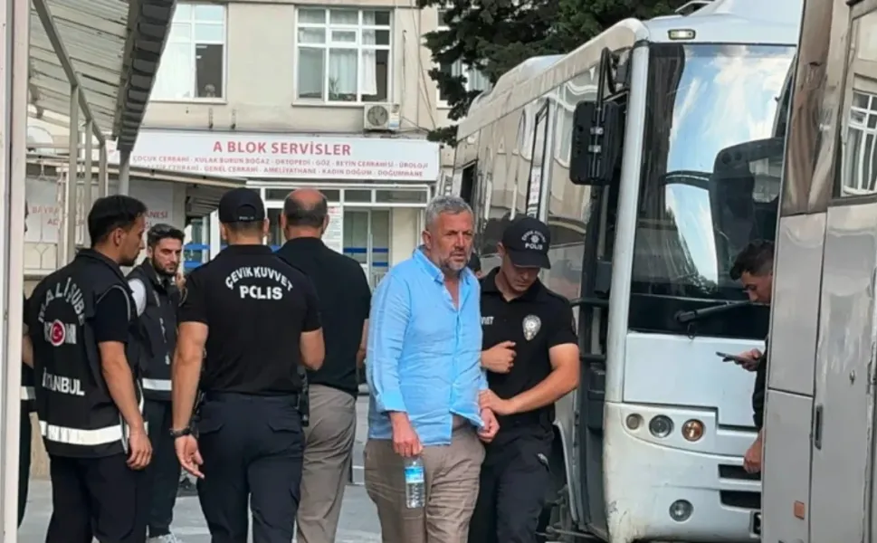 Kuşadası Belediyesi soruşturmasında 16 kişi adliyede