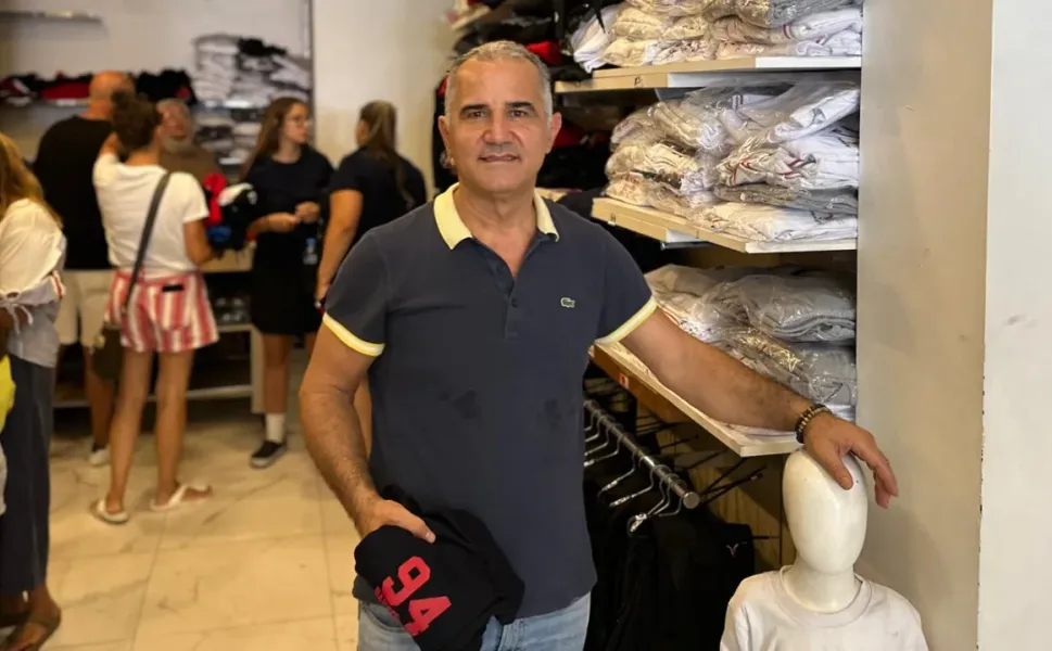 Özel okul formasında tescilli arma oyunu