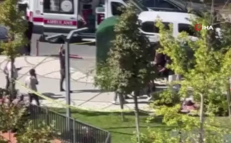 Başakşehir’de sokak ortasında silahlı saldırı: 2 yaralı