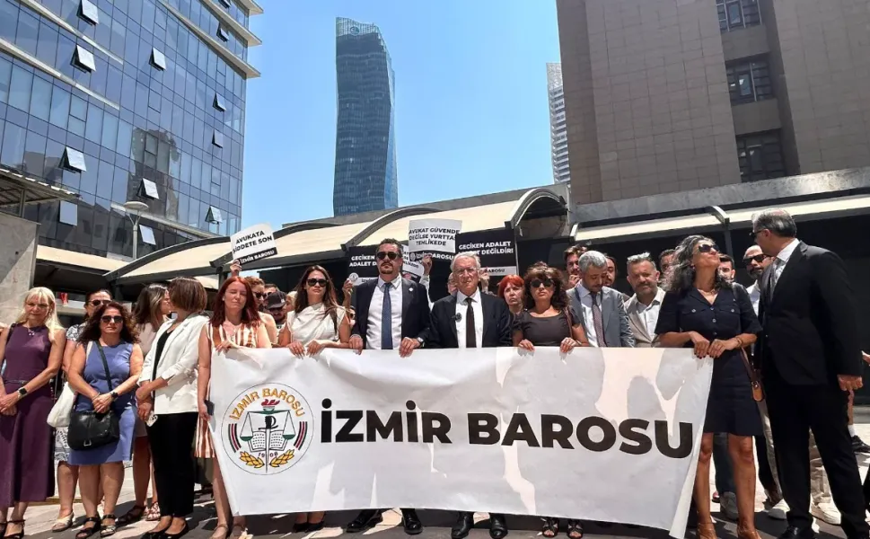 İzmir Barosu’ndan “Söz Hakkı” Tepkisi: “İzmir Barosu Susmaz”