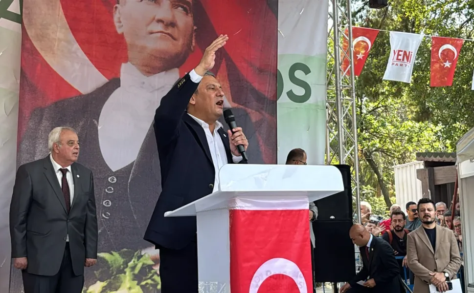 Özel, İzmir’den iktidara seslendi: AK Parti’nin kara düzenini bitireceğiz!