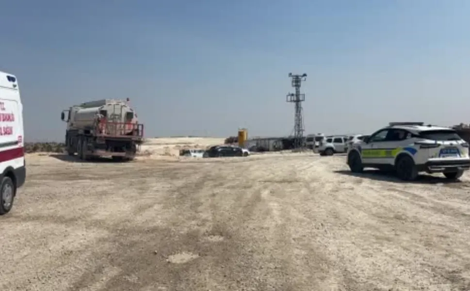 Tünelde çalışan işçiler demir ile iskele arasına sıkıştı: 1 ölü, 5 yaralı