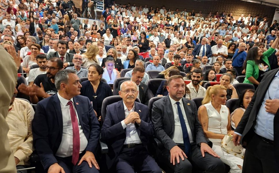 Kemal Kılıçdaroğlu İzmir’deki programının ilk gününü tamamladı