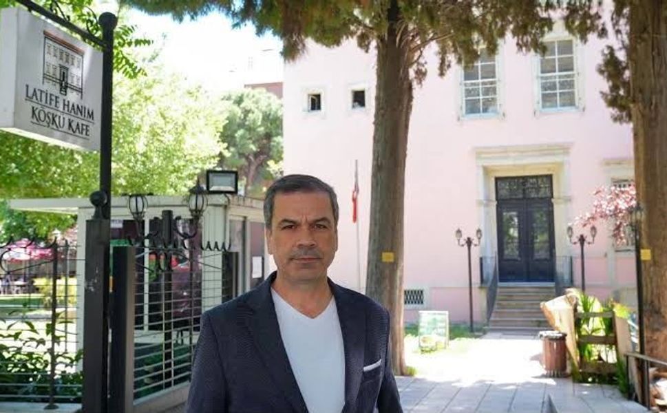 İzmir Büyükşehir Belediye meclisinde MHP’li isim istifa etti