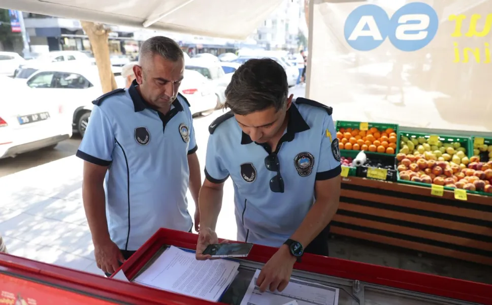 Zincir marketlere atık uyarısı: Konak’ta denetimler başladı