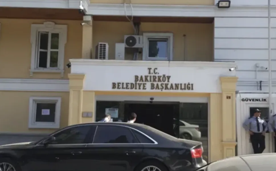Bakırköy Belediyesi operasyonunda 62 gözaltı