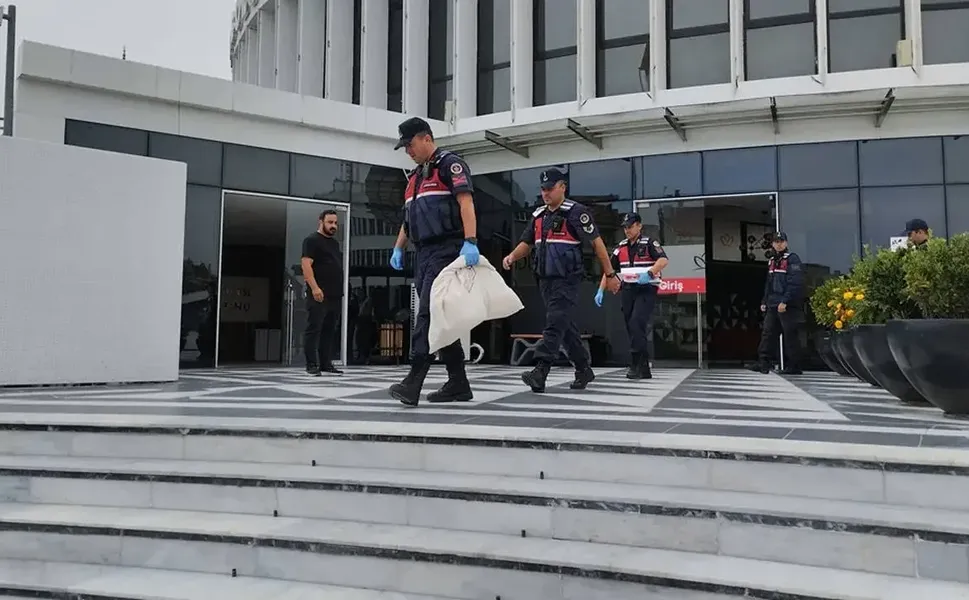 Bolu Belediyesi soruşturmasında 3 kişiye tutuklama