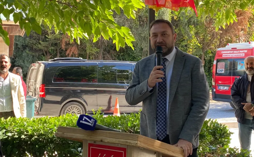 Bornova'da CHP zirvesi: Kaleleri teslim edenlerden hesap soracağız!