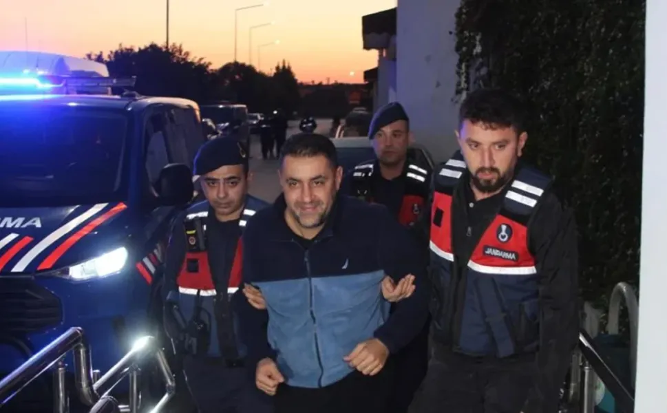 Çukurova Belediyesi soruşturmasında 34 kişi tutuklandı