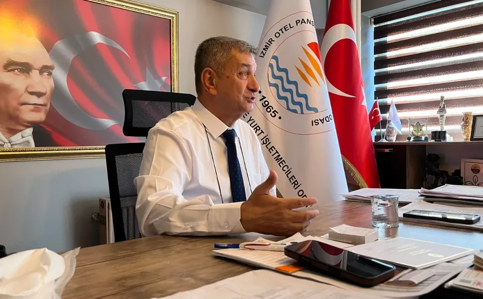 İzmir'de 5 bin civarında otelci katı atık ve su indirimi bekliyor