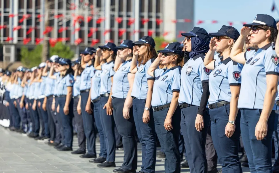 İzmir'de zabıta olmak isteyenlere fırsat: 90 kişilik kadro açıldı