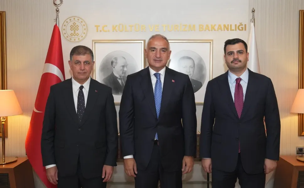 İzmir'in turizm potansiyeli Bakan Ersoy'un gündeminde!