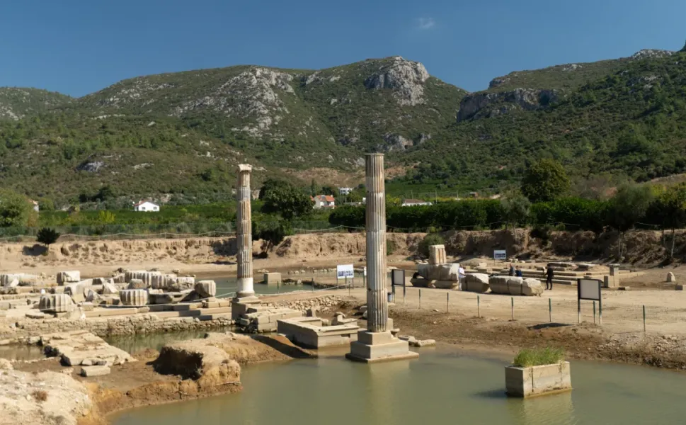 İzmir’in 3 bin 300 yıllık kehanet merkezi: Klaros